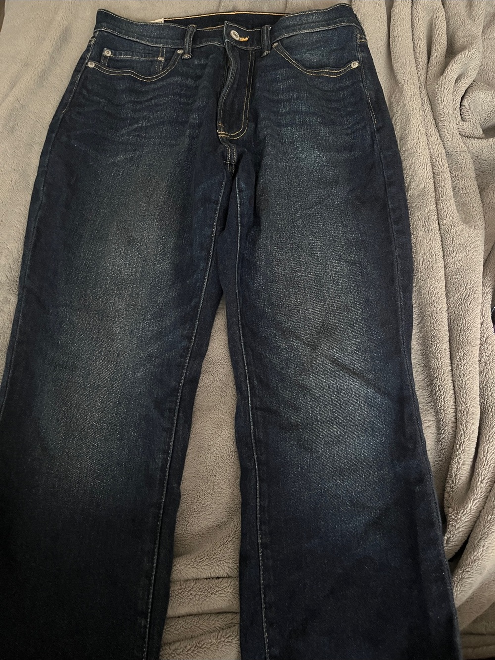Abercrombie & Fitch Men's Straight Jeans in Dark Indigo
